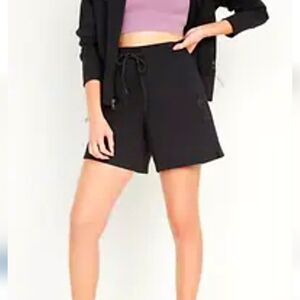 High-Waisted Dynamic Fleece Shorts for Women -- 6-inch inseam